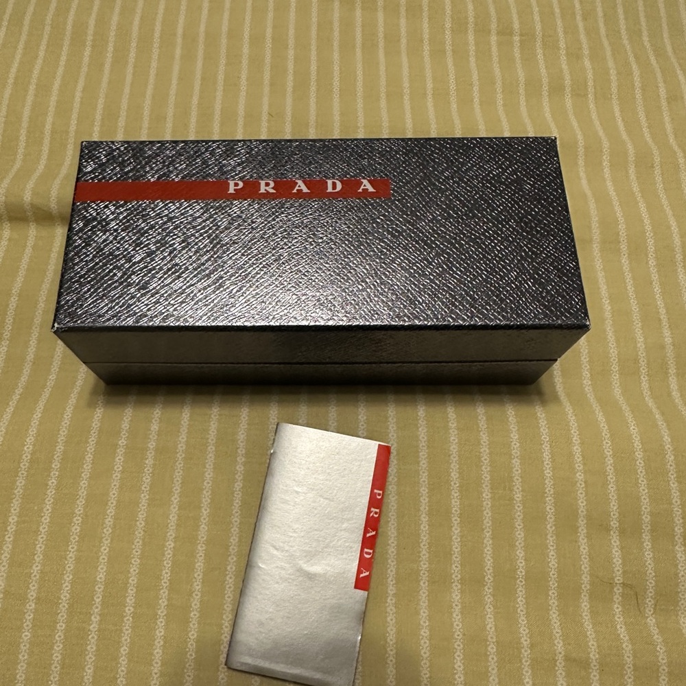 Empty Prada Black and Red Box